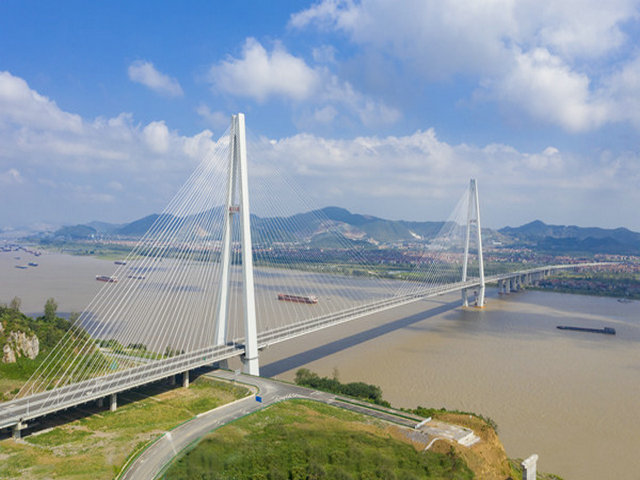 武穴长江大桥工程